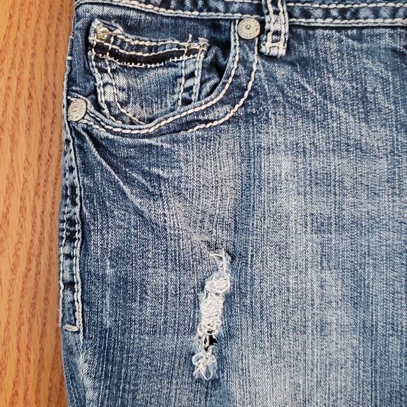 Very Nice Amethyst Distressed Jeans Sz 13 - Picture 2 of 15